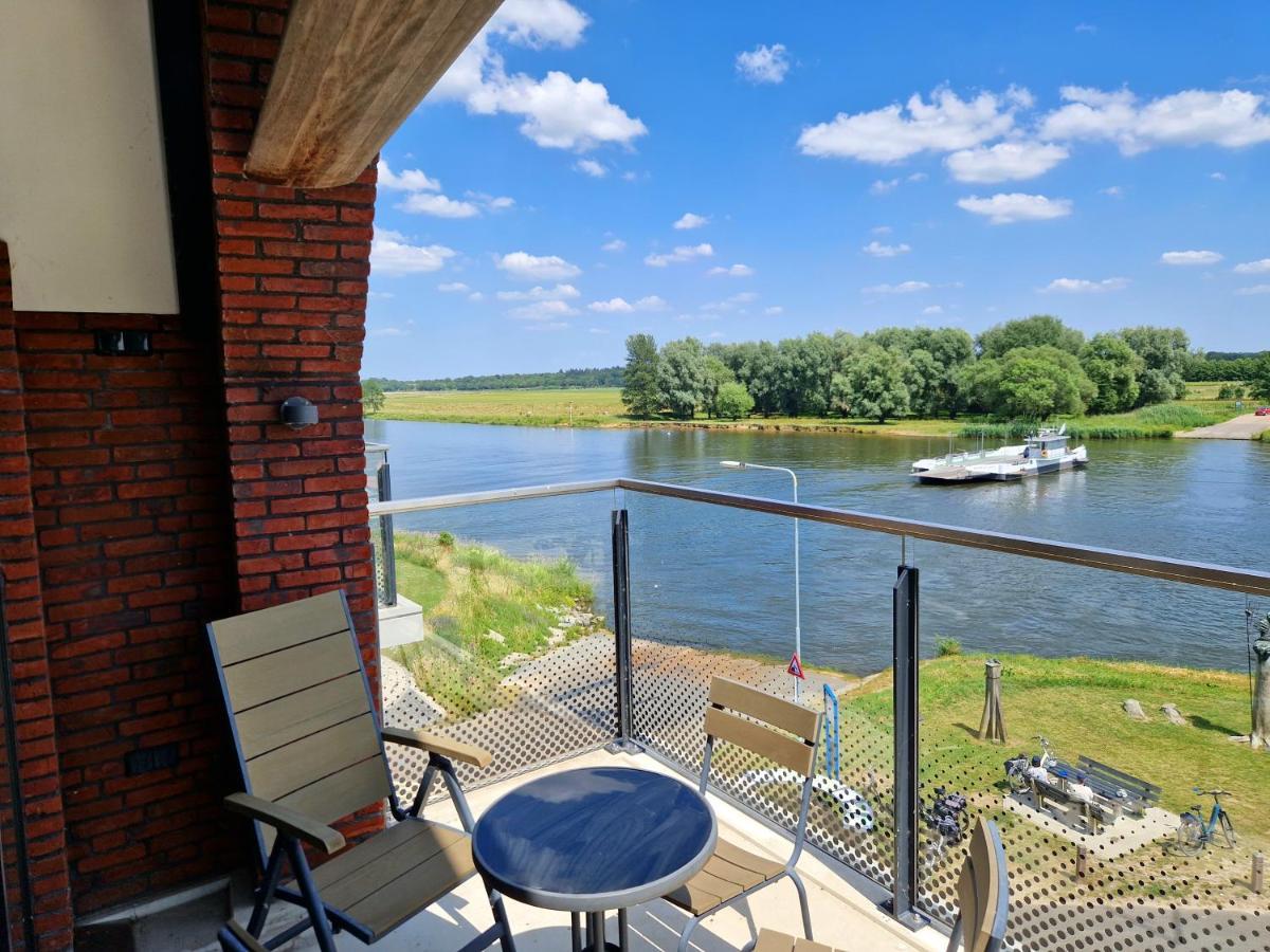 Het Maashotel Broekhuizen  Exterior foto