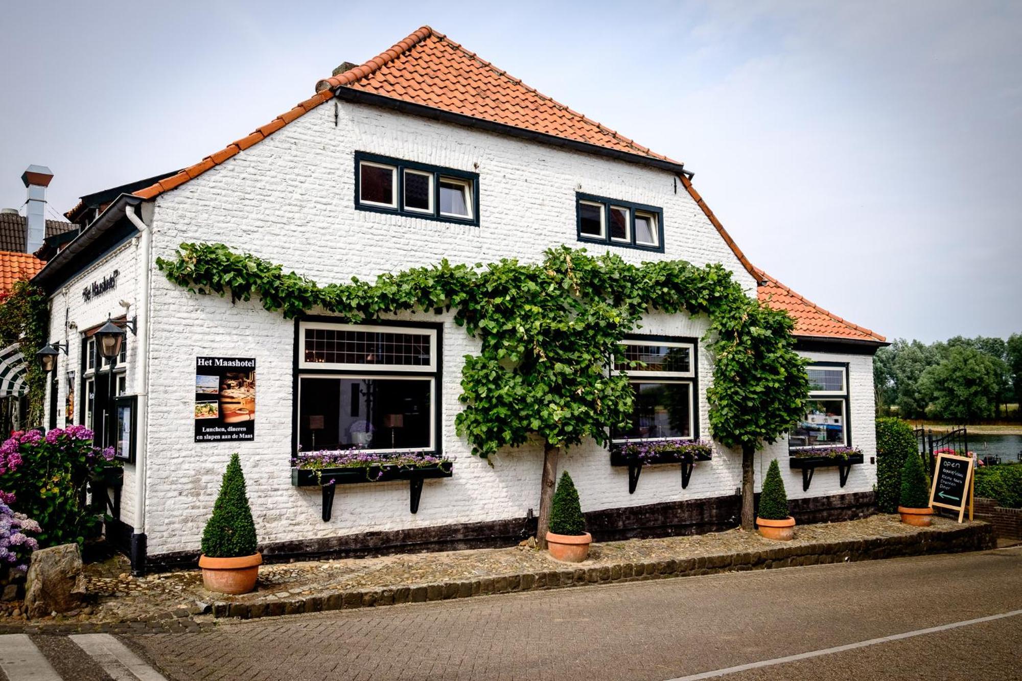 Het Maashotel Broekhuizen  Exterior foto
